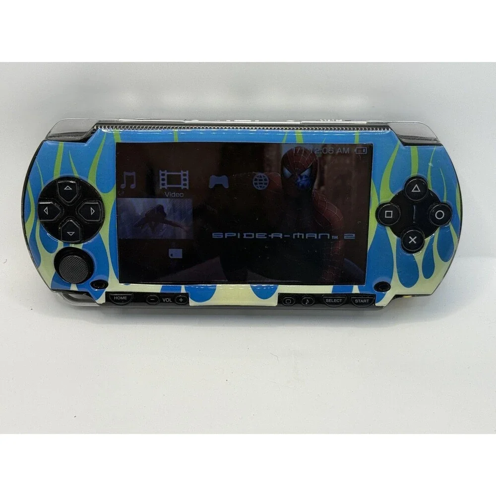 Sony PSP-1001B2 Handheld Star Wars Spider-Man 2 UMD Games Case Charger TESTED